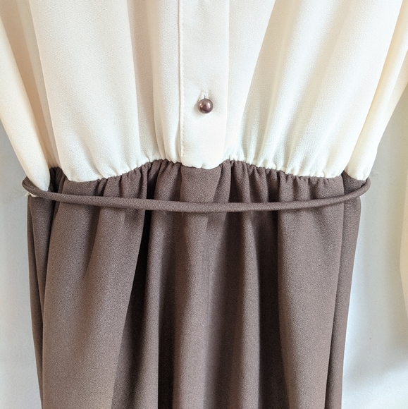 Vtg 70s/80s Brown/Cream Frilled Ruffled Boho Dress - Picture 4 of 12